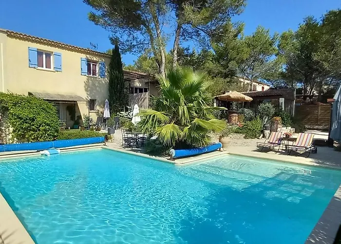 Hôtel accueillant les animaux: Les Coronilles