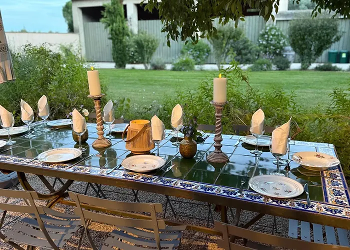 Hôtel accueillant les animaux: HOTEL DOMAINE DES CLOS - Les Collectionneurs